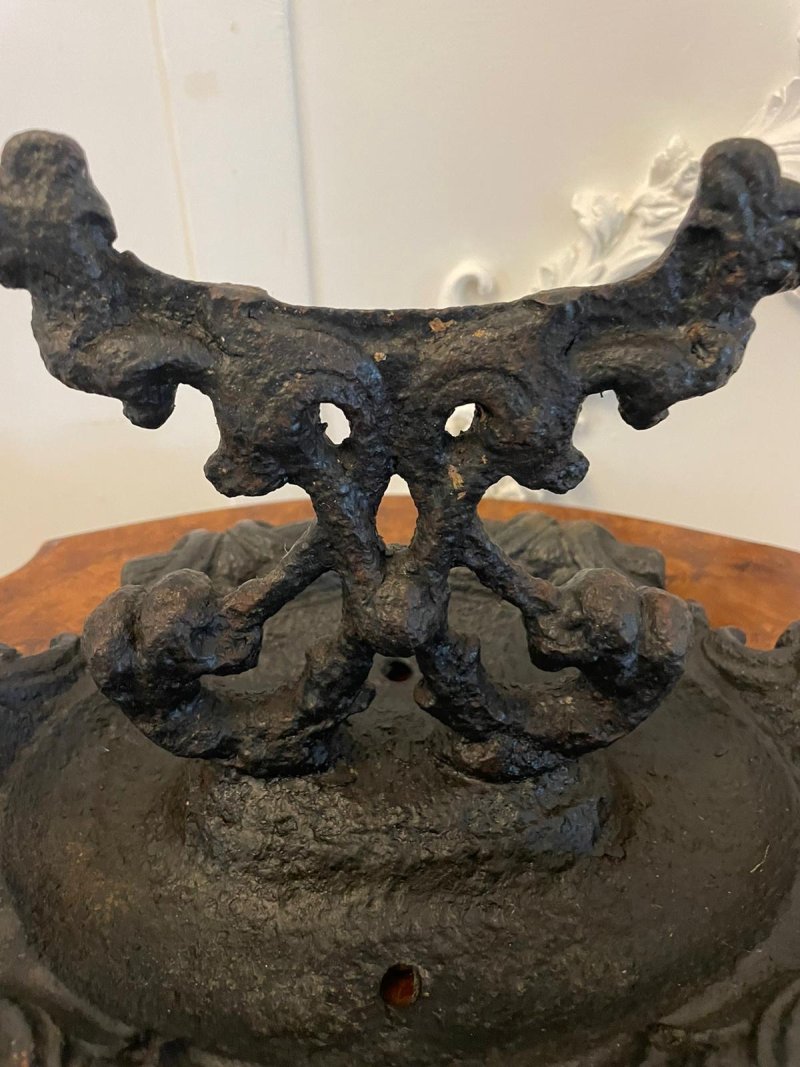 Antique Victorian Ornate Cast Iron Doorstep Foot Scraper - Image 4